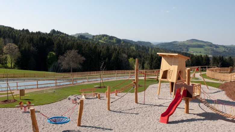 Dětské hřiště u továrny na zmrzlinu, © Eis-Greissler Dětské hřiště u továrny na zmrzlinu, © Eis-Greissler