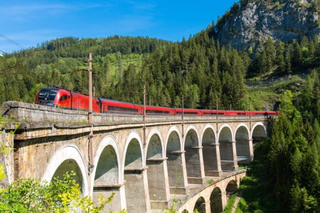 Kalte Rinne Viadukt Semmeringeisenbahn, © Wiener Alpen/Walter Strobl Kalte Rinne Viadukt Semmeringeisenbahn, © Wiener Alpen/Walter Strobl