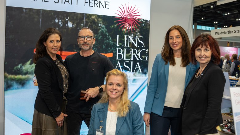 Am Stand der Linsberg Asia, © Niederösterreich-Werbung/Tunnelblick Media Am Stand der Linsberg Asia, © Niederösterreich-Werbung/Tunnelblick Media