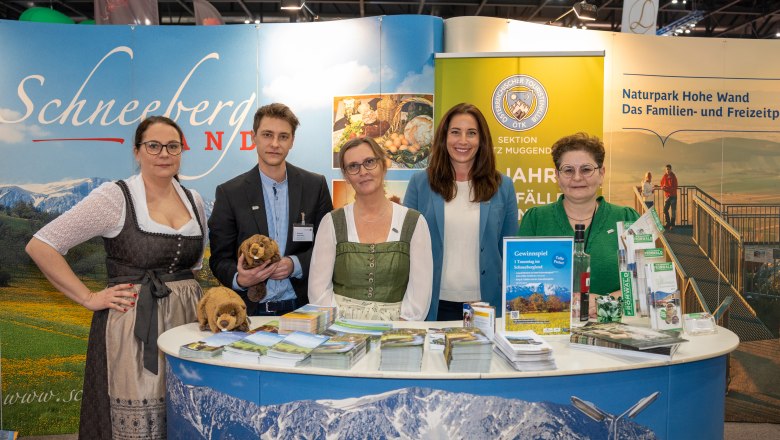 Am Stand der Region Schneebergland, © Niederösterreich-Werbung/Tunnelblick Media Am Stand der Region Schneebergland, © Niederösterreich-Werbung/Tunnelblick Media