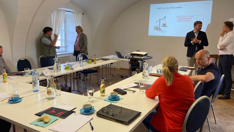 Austausch im Zuge des Preis Seminares, © Wiener Alpen Austausch im Zuge des Preis Seminares, © Wiener Alpen