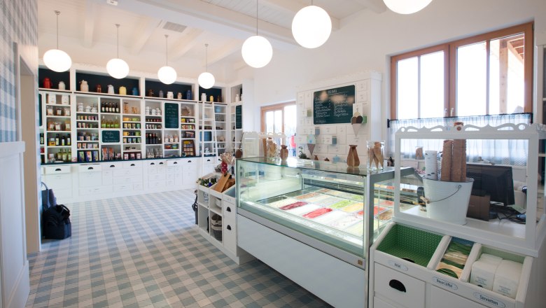 Shop in the ice cream manufactory, © Eis-Greissler Shop in the ice cream manufactory, © Eis-Greissler