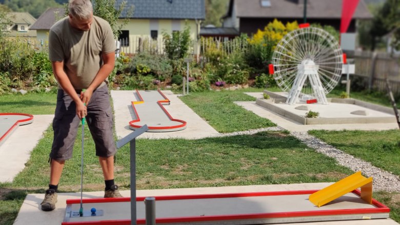 Minigolf Puchberg3, © WA/Katharina Schiefer Minigolfen