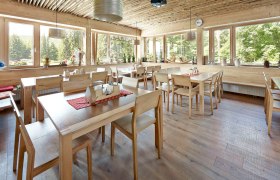 Naturfreundehaus Knofeleben, © Wiener Alpen in Niederösterreich - Semmering Rax Naturfreundehaus Knofeleben, © Wiener Alpen in Niederösterreich - Semmering Rax