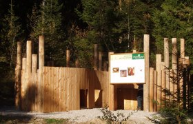 Das Labyrinth, © ©Rohr im Gebirge, Foto Bernd Hauer Das Labyrinth, © ©Rohr im Gebirge, Foto Bernd Hauer