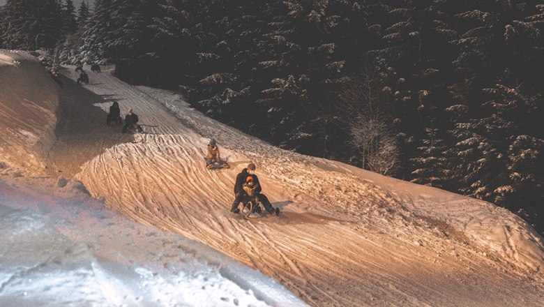 Night tobogganing on the Semmering, © Semmering Hirschenkogel Bergbahnen GmbH Night tobogganing on the Semmering, © Semmering Hirschenkogel Bergbahnen GmbH