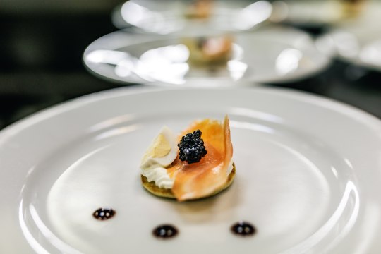 Spannende Geschichten & ein Spezialitäten-Menü , © Wiener Alpen/Kremsl Spannende Geschichten & ein Spezialitäten-Menü , © Wiener Alpen/Kremsl