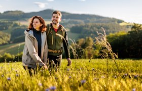 Wandern am Rosalia Rundwanderweg, © Wiener Alpen/Fülöp,Kremsl Wandern am Rosalia Rundwanderweg, © Wiener Alpen/Fülöp,Kremsl