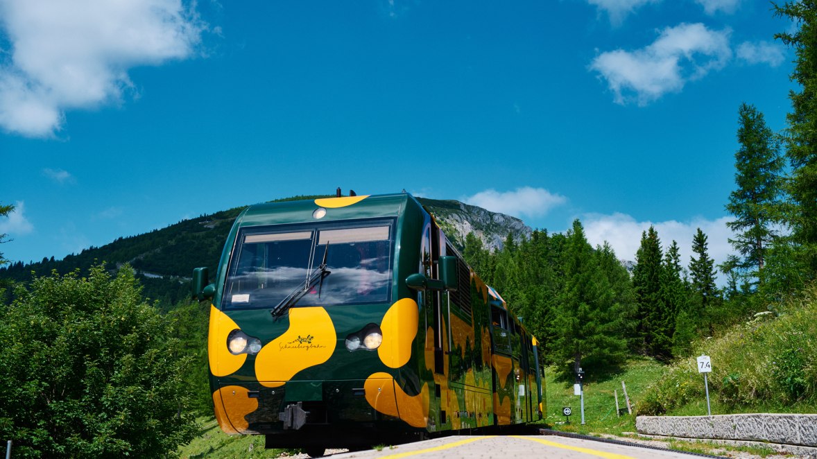 So Schneebergbahn na najvyšší vrch Dolného Rakúska, © Wiener Alpen/Wegerbauer So Schneebergbahn na najvyšší vrch Dolného Rakúska, © Wiener Alpen/Wegerbauer