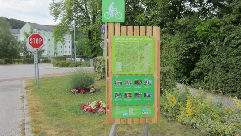 Markt Piesting bike start board, © ©Wiener Alpen Markt Piesting bike start board, © ©Wiener Alpen