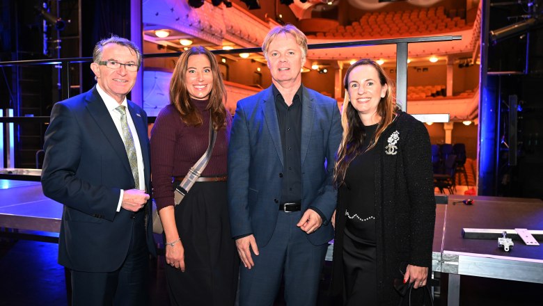 Hinter den Kulissen des Stadttheaters , © Wiener Alpen/Sonja Pohl Hinter den Kulissen des Stadttheaters , © Wiener Alpen/Sonja Pohl