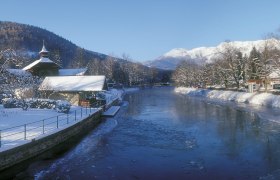 Payerbach entlang der Schwarza, © Wiener Alpen in Niederösterreich - Semmering Rax Payerbach entlang der Schwarza, © Wiener Alpen in Niederösterreich - Semmering Rax