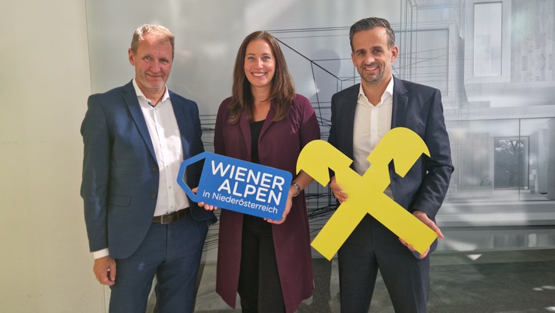 Dir. Johann Sperhansl, GF Mariella Klement-Kapeller, Dir. Hannes Wedl , © Wiener Alpen Dir. Johann Sperhansl, GF Mariella Klement-Kapeller, Dir. Hannes Wedl , © Wiener Alpen