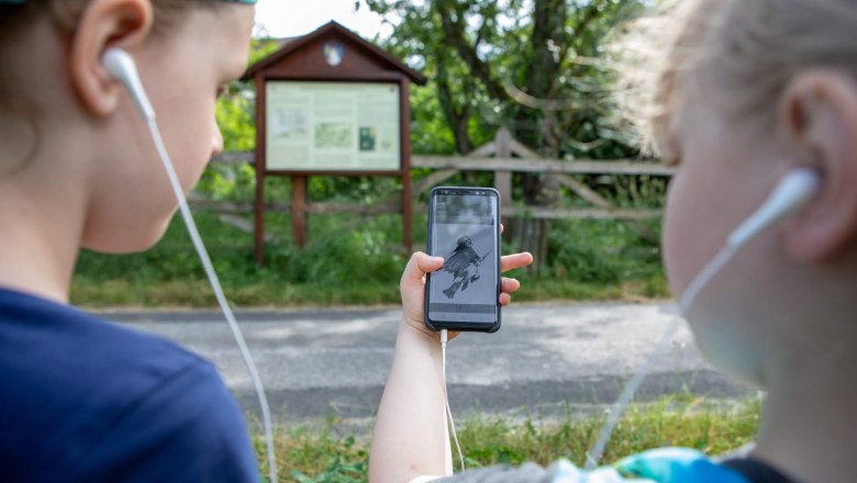Verhexte Hör-Erlebnis-Stationen, © DEV Bromberg, Korntheuer Verhexte Hör-Erlebnis-Stationen, © DEV Bromberg, Korntheuer