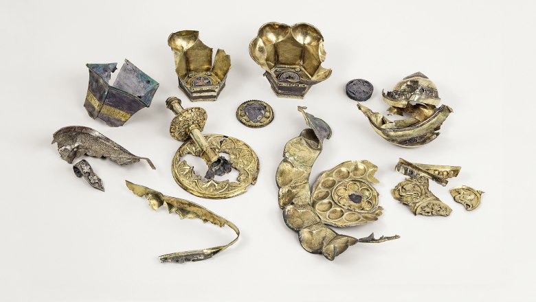 Fundensemble mit diversen Objekten aus dem Schatzfund, © Landessammlungen Niederösterreich, UF-22958