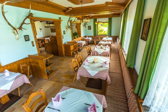 The restaurant, © Wiener Alpen / Christian Kremsl