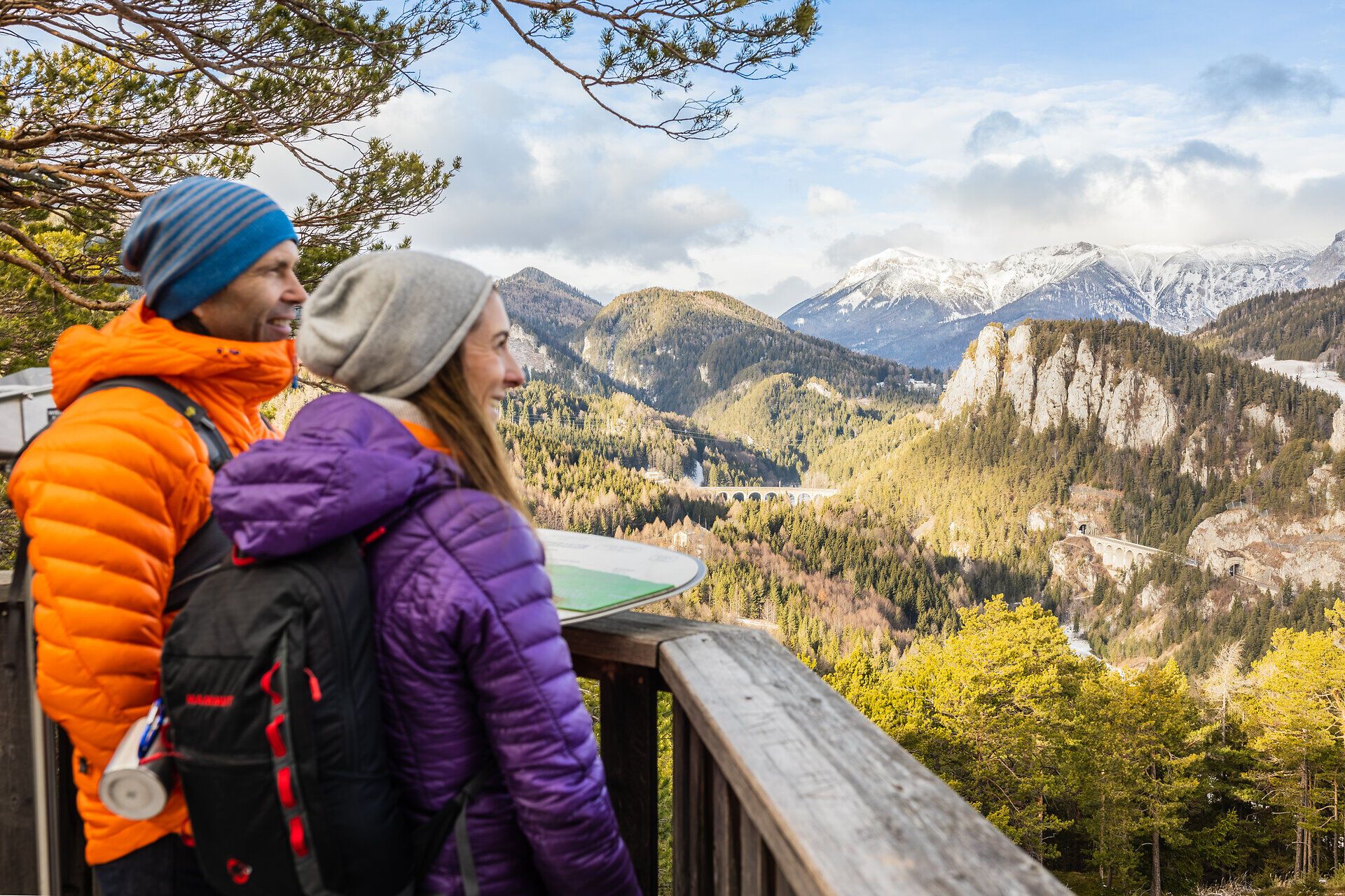 Winterwandern am Bahnwanderweg Semmering