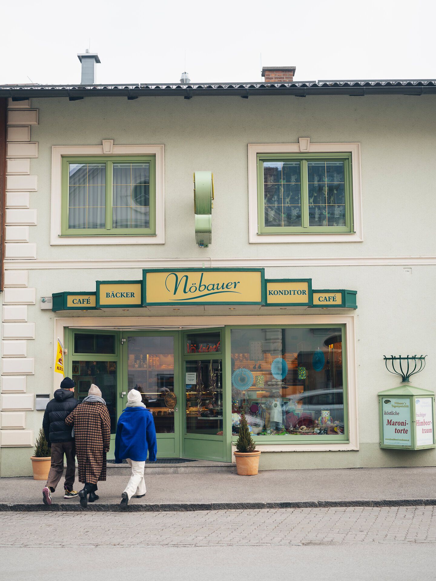 Winter, Wiener Alpen in Niederösterreich, Konditorei Nöbauer, Reichenau an der Rax