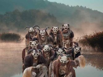 Krumbacher Schlossperchten