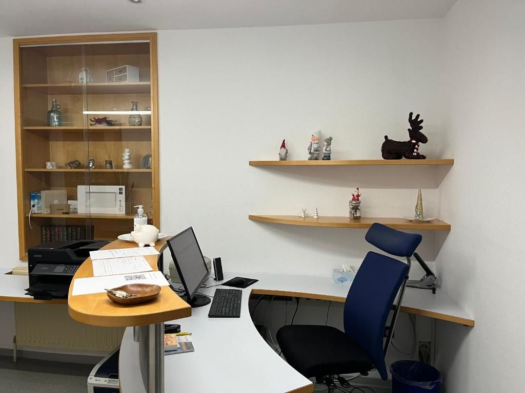 Large workspace