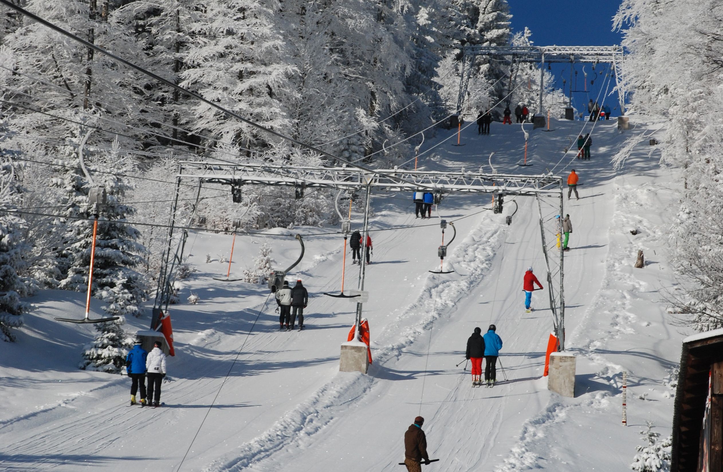 Schlepplift Naturschneegebiet Unterberg mit Schneelandschaft 