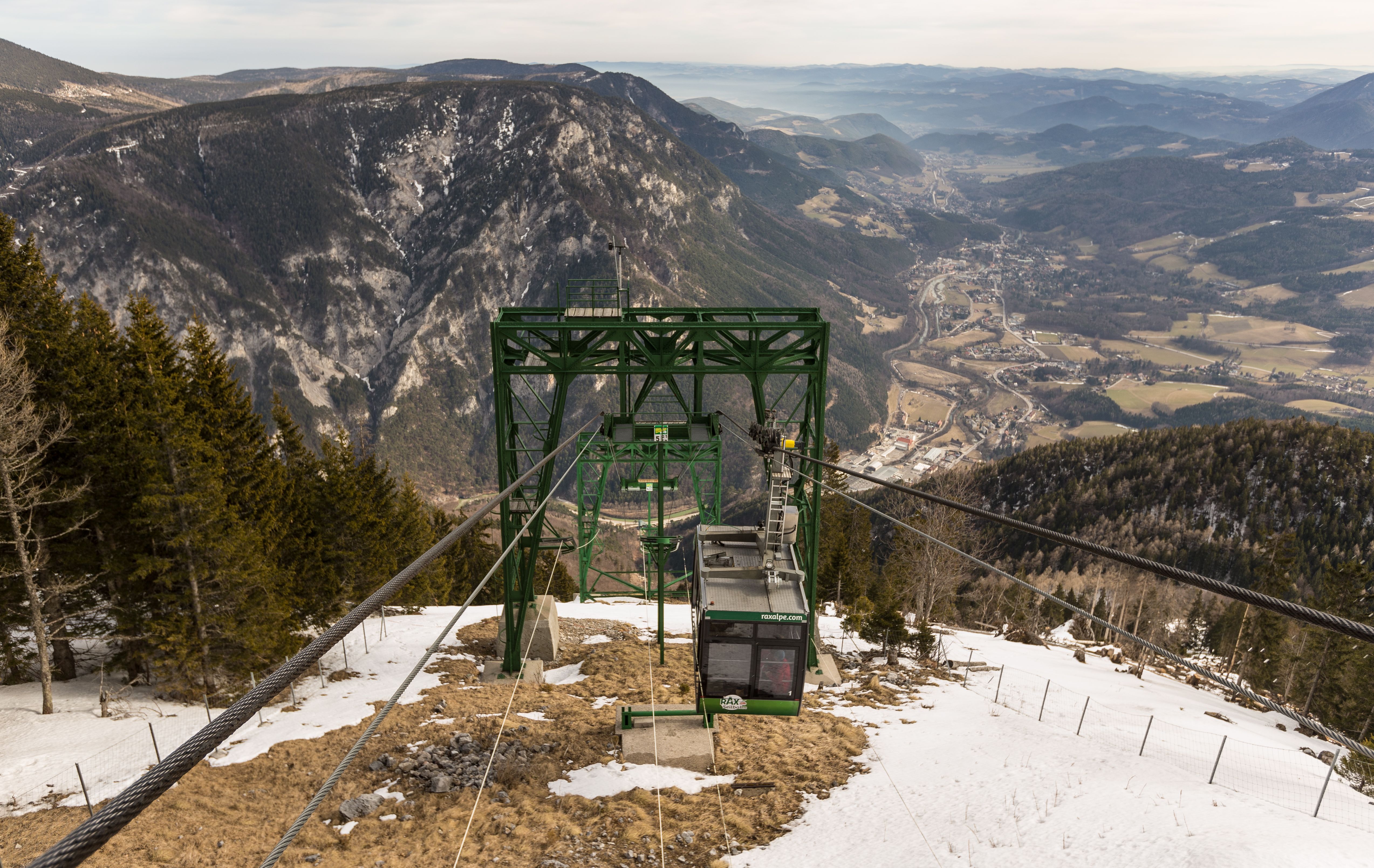 Winterwandern am Bahnwanderweg Semmering