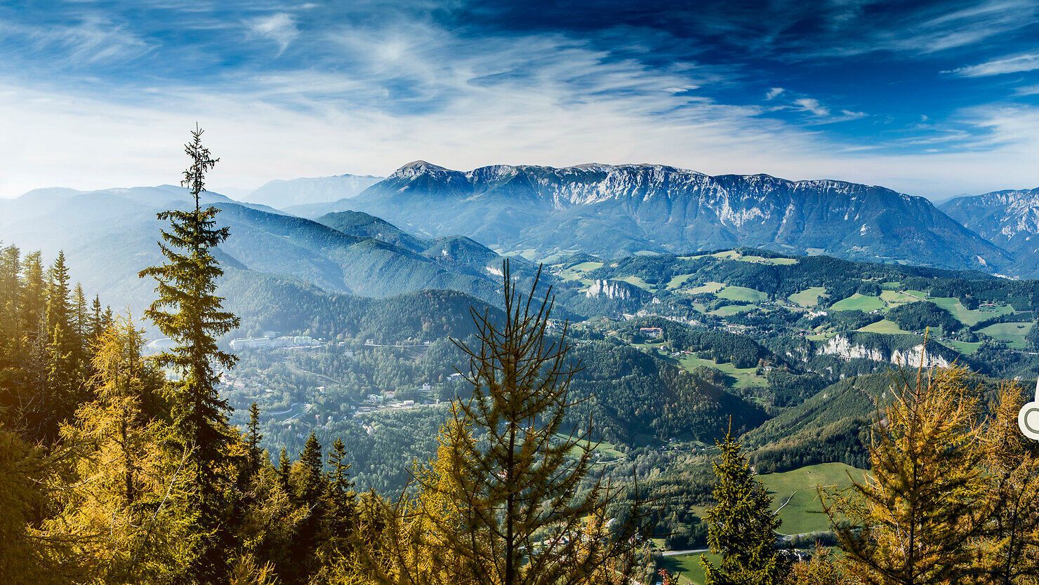 Ausblick auf Berglandschaft