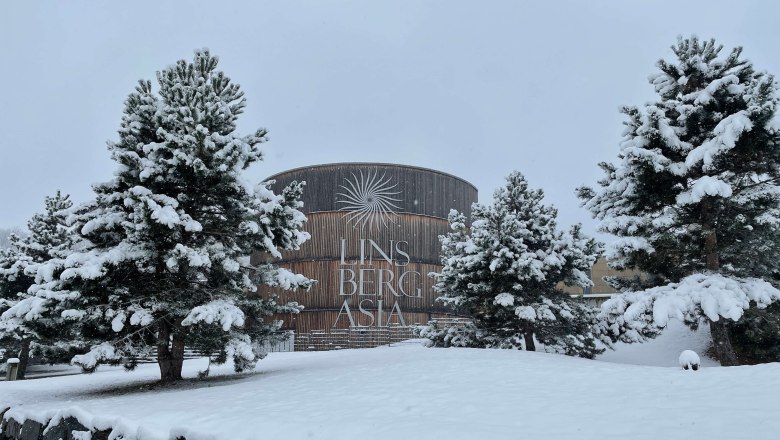 The snow-covered Linsberg Asia thermal spa, © Linsberg Asia