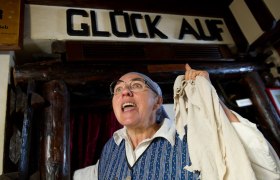 frau franzi im Bergbaumuseum, &copy; Rita Newman