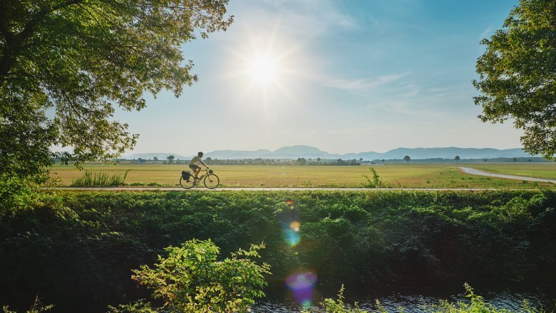 Hinaus auf den schönsten Radwegen der Wiener Alpen, © Wiener Alpen/Philipp Schönauer