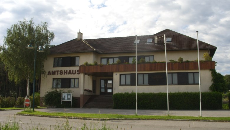 Amtshaus Natschbach-Loipersbach, © Gemeinde Natschbach-Loipersbach
