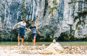 Barfuß durch die Schwarza im Höllental 