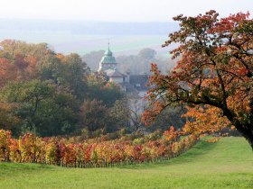 Katzelsdorf kolostor, &copy; Wiener Alpen in Nieder&ouml;sterreich