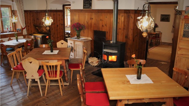 Guest room in the taproom, &copy; Schlosswirtshaus