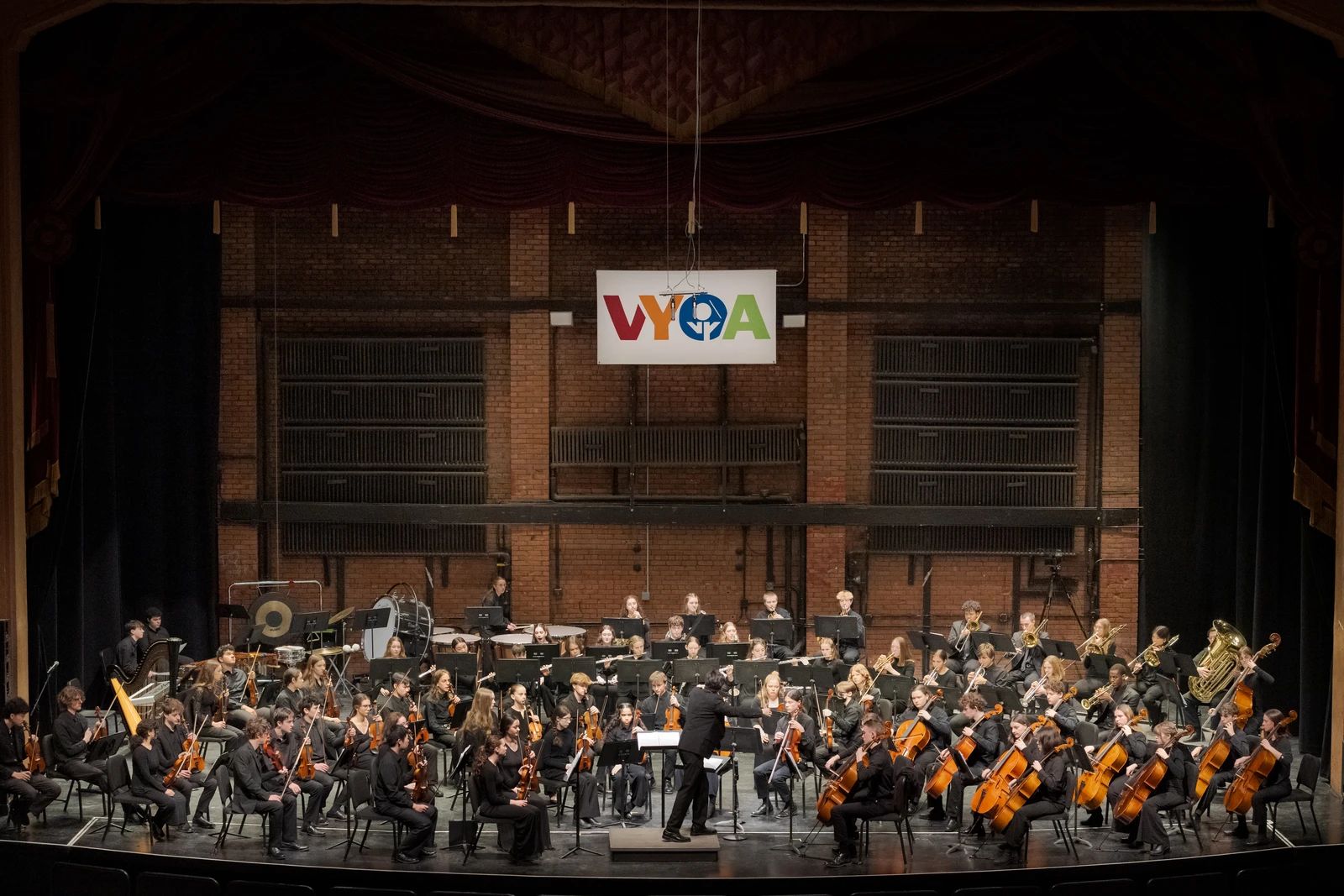 Vermont Youth Orchestra_c_LizaVollPhotography.jpg
