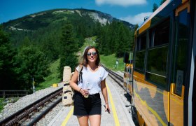 Schneebergbahn im Sommer , © Wiener Alpen/Wegerbauer