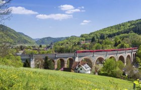 Viadukt der Semmeringeisenbahn in Payerbach, © Wiener Alpen, Franz Zwickl