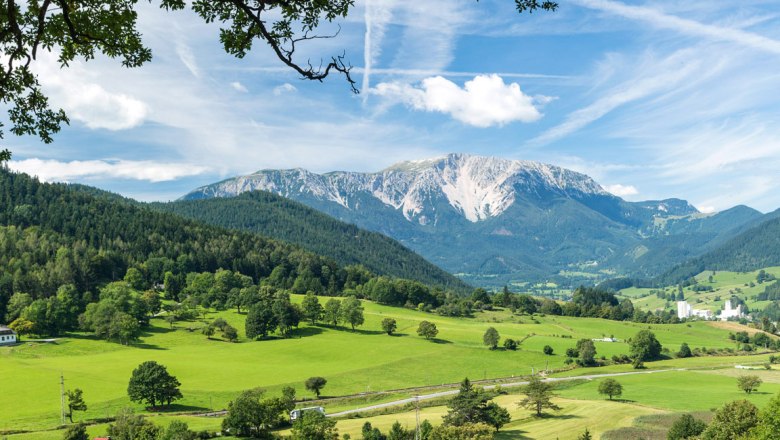 View to Schneeberg mountain, © Wiener Alpen/ Franz Zwickl