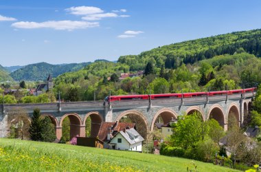 UNESCO Welterbe Semmeringeisenbahn in Payerbach an der Rax, &copy; Wiener Alpen / Franz Zwickl