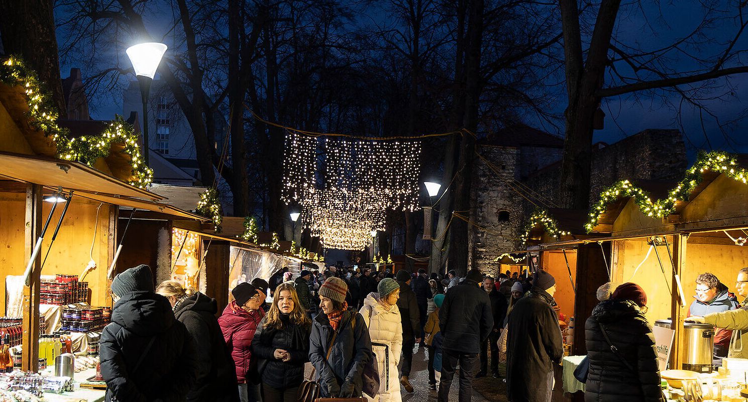 Advent in der Beethovenallee (c) Busy Shutters