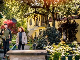 Im Garten der Pension Hendling, © Wiener Alpen in Niederösterreich - Bad Erlach
