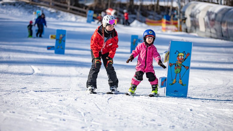 Spielerisch Skifahren lernen im Familienskiland St. Corona am Wechsel  , © WexlArena St.Corona am Wechsel/StefanWallner