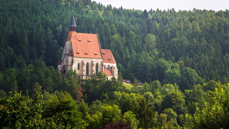 Blick zur Wolfgangskirche, © Wiener Alpen, Christian Kremsl