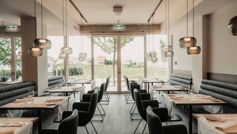 Le Parc Brasserie with top modern furnishings , © Wiener Alpen/Philipp Blickfang