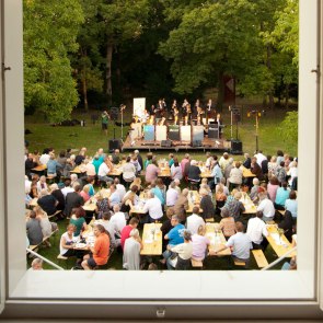 Konzert im Schlossgarten, © MG Bad Fischau-Brunn, Lukas Dostal