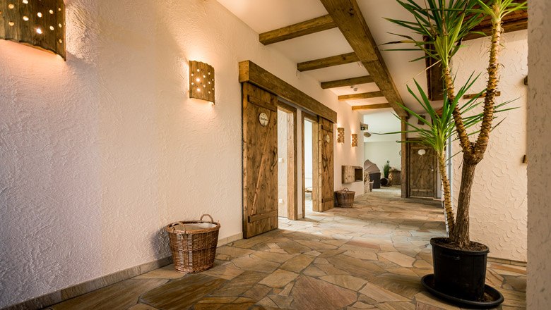 Nach einer Radtour l&auml;sst es sich hier entspannen, &copy; Wiener Alpen, Christian Kremsl