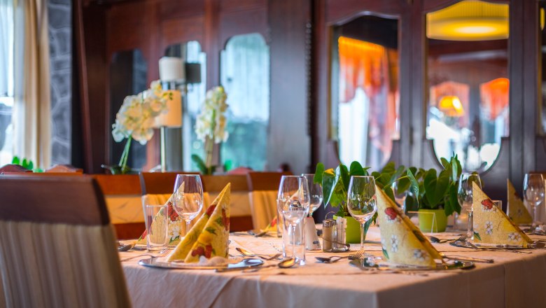 Dining room, © Wiener Alpen / Christian Kremsl
