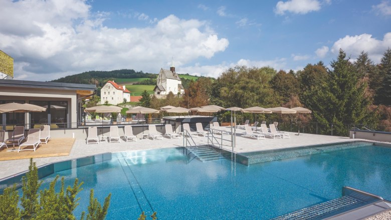 Au&szlig;enpool Vivea Hotel Zum Landsknecht, &copy; Hannes Dabernig