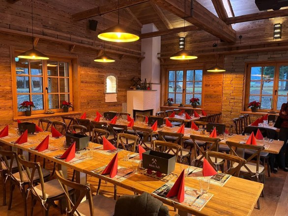 Feiern in der Knappenrast, &copy; Parkhotel Hirschwang