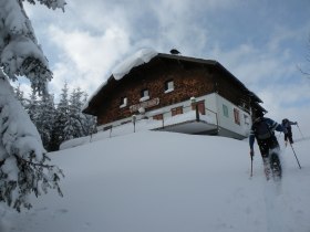 Wandertour im Winter zum Öhlerschutzhaus, © Wiener Alpen in Niederösterreich - Schneeberg Hohe Wand